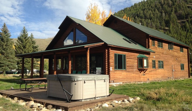 Taylor Canyon Home with Mountain Views and Private Fishing