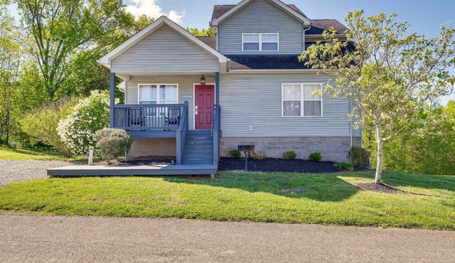 Taylorsville Lake Cottage Rental w/Hot Tub!