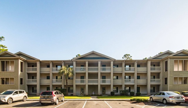 TB 54D 1st Floor Condo True Blue Golf/Tennis/Pool Accessible Close to Beach