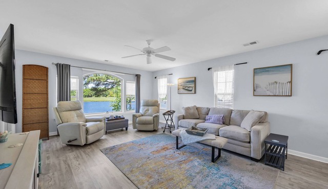 TB 58D It's all about the view! 2 Bedroom, 2 bath True Blue