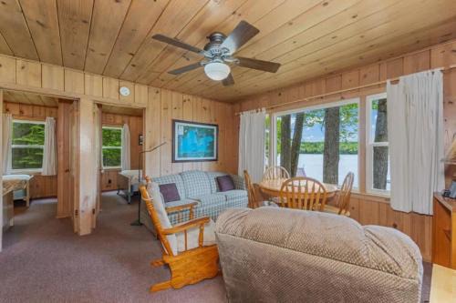 TB8 Thunder Bay Resort Cabin 8