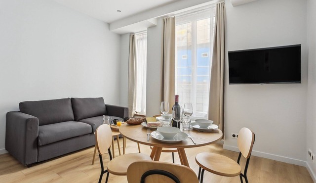 TBS 173 - Elegant apartment in Le Marais district