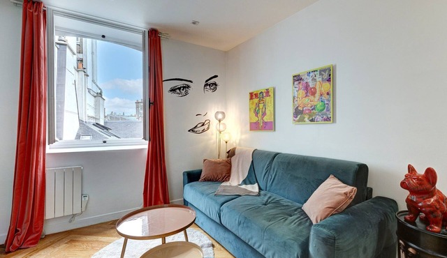 TBS 79 - Elegant apartment in the Marais district