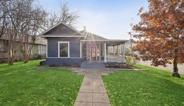 TCH - Cozy 3bd/2ba home in Dallas w/Workspace