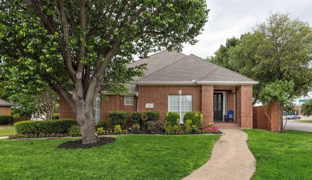 TCH - Spacious 3bd/2ba in Irving with Workspace