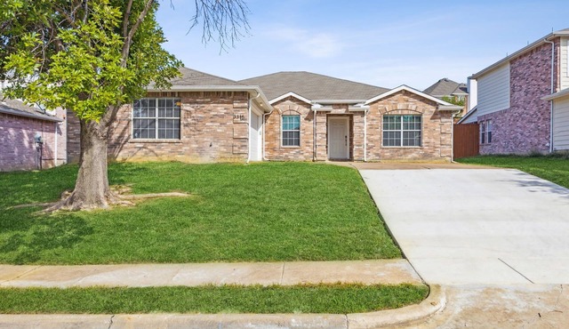 TCH - Spacious 4bd/2ba home in Sachse with Office