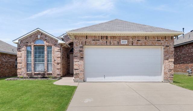 TCH - Spacious 4bd/2ba in Fort Worth w/Workspace