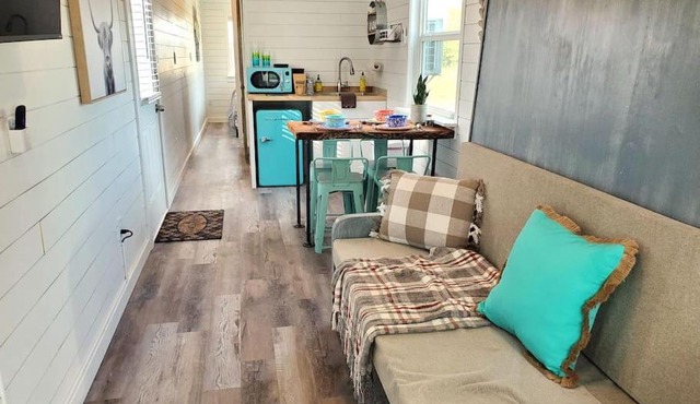 TCR @ 290 Wine Trail #11 - New 40' unit sleeps 4!