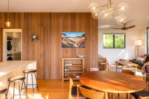 Te Toki Treehouse and Studio