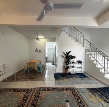 Teacher Anis's Homestay