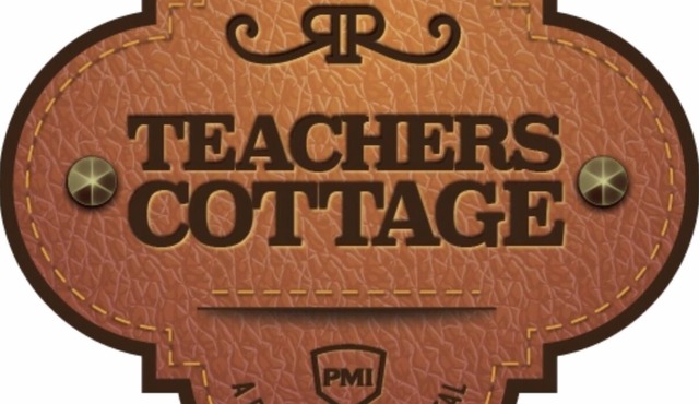 Teachers Cottage at RRR - A Birdy Vacation Rental