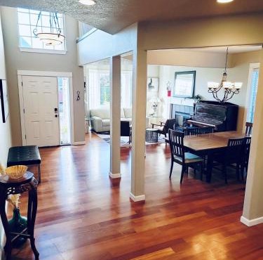 Teak and Jordan Estates- Sleeps 24!