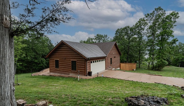 Teal's Treasure 3 Bedroom Home by RedAwning