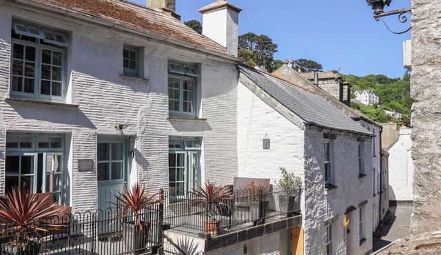 TEANA COTTAGE, pet friendly, character holiday cottage in Polperro