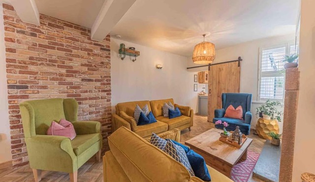 Teapot Cottage in Ennerdale - Hot tub Pizza Oven Log Burner