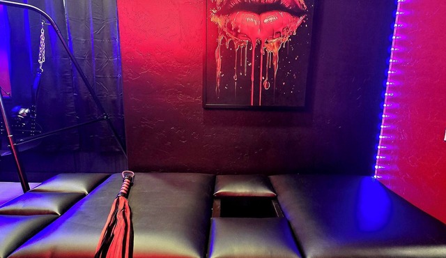 Tease & Please Cabin~ Your Spicy Mountain Getaway🌶