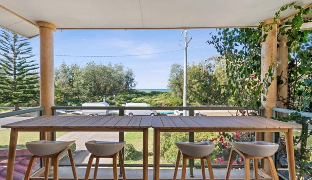 Teds at Broulee managed by Batemans Bay Accom