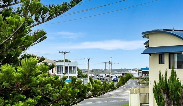 Tee & Tide Retreat – Your Ultimate Goolwa Getaway