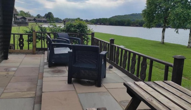 Tegid Lodge- Pine Lake Resort