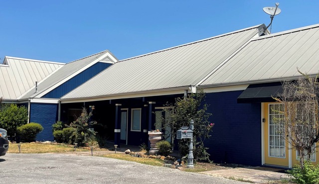 Tejas Waterfront Apartment on Lake Sam Rayburn