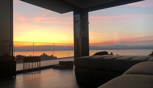 tElegant villa with pool, between lake and mountains - Évian-les-Bains.