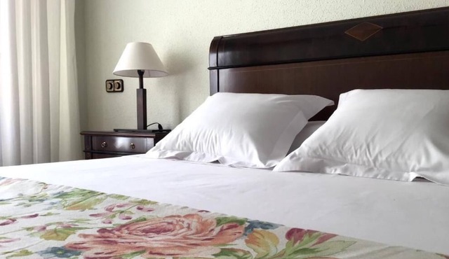 Telleria Apartment with Free Parking