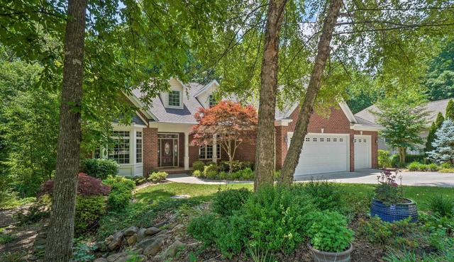 Tellico Village Getaway w/Theater, Game Room