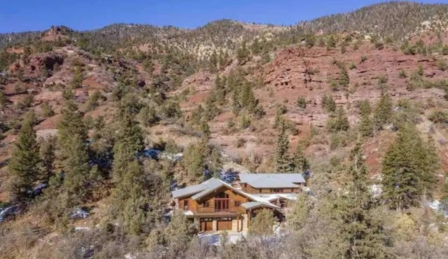 Telluride Private/Secluded Luxurious Mountain Ranch Estate