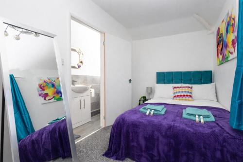 Temple by Alt-Stay - 4 Bed 2 Bath House - Parking, WiFi & Smart TV - Contractors & Relocations - Weekly & Monthly Rates