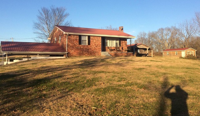 Tennessee Country Hill Top Cottage