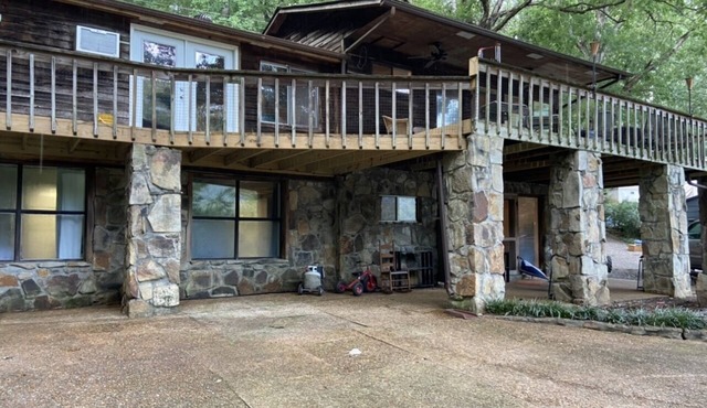 Tennessee River House