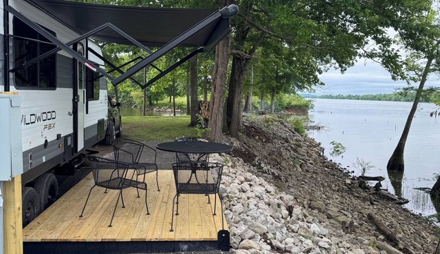 Tennessee River RV Retreat
