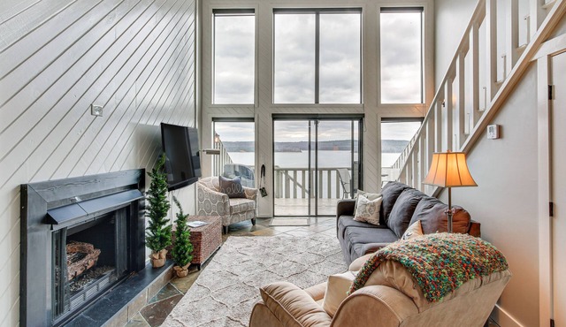 Tennessee River Vacation Rental w/Deck + View!