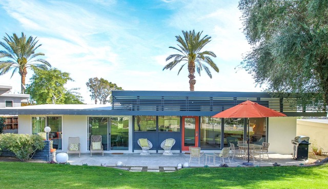 Tennis Garden Indian Wells Mid Century View Home and Pool