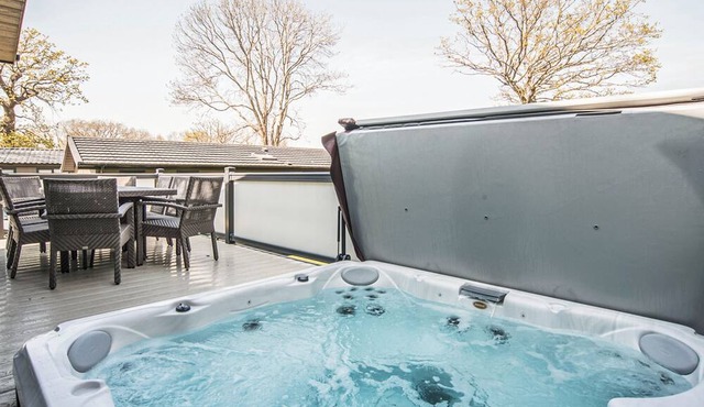 Tennyson Premier Lodge