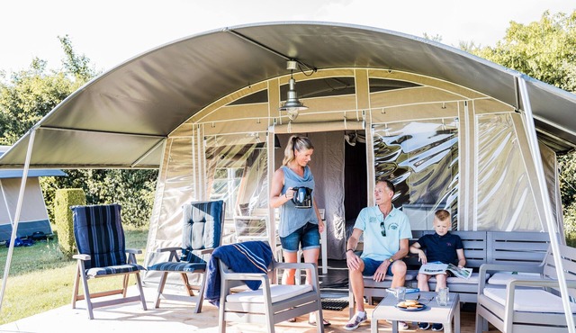 Tent Lodge in Dordogne near Scenic Views