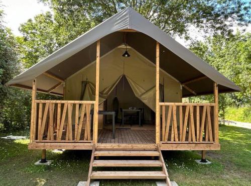 Tente confortable - 4 pers. - API-1-52-2628