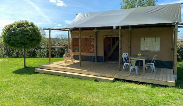 Tente Lodge "La Vie Joyeuse" Domaine La Valade