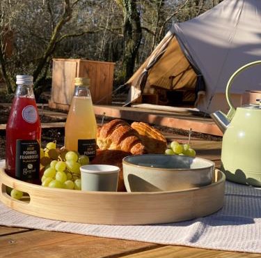 Tente luxe vue Etang avec jacuzzi 4