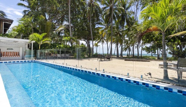 Tenterfield Beachfront Luxury 4 Bedroom Holiday Home