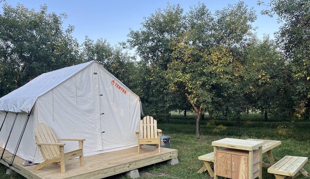Tentrr Signature Site - Shooks Farm Site