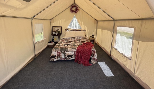 Tentrr Signature Site - Phoenix at Defenders Retreat - Site I