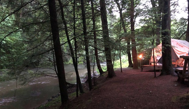 Tentrr Signature Site - Stream Side