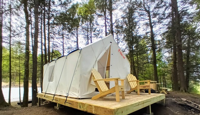 Tentrr Signature Site - Lakeview Glampsite "Hilltop Haven" (G1)