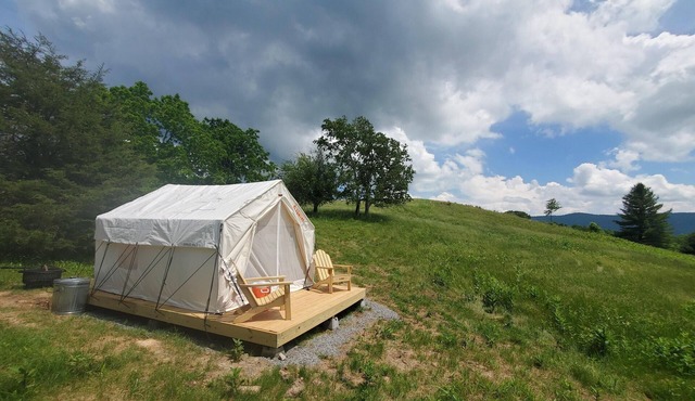 Tentrr Signature Site - Bland Mountain Retreat