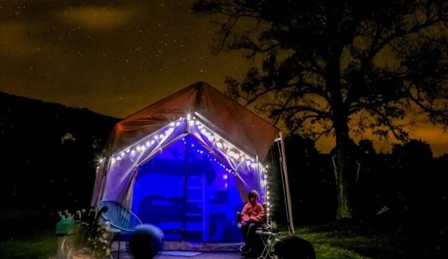 Tentrr Signature Site - Little Sit Farm Cosmic Glamping Site