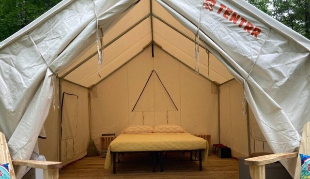 Tentrr Signature Site - Two Eagles Campsite