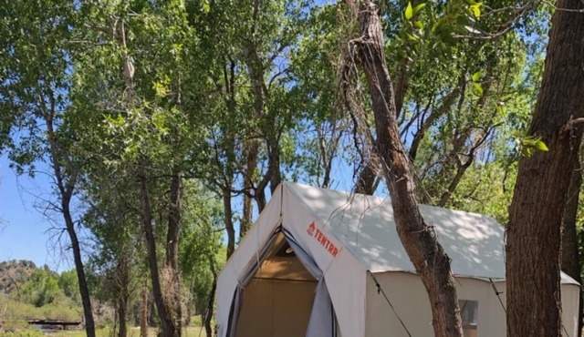 Tentrr Signature Site - Los Pinos River Camp