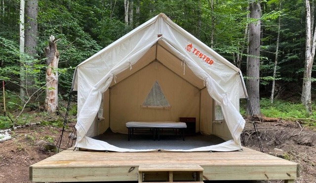 Tentrr Signature Site - Kindred Brookside Camp