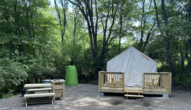 Tentrr Signature Site - "Serene"